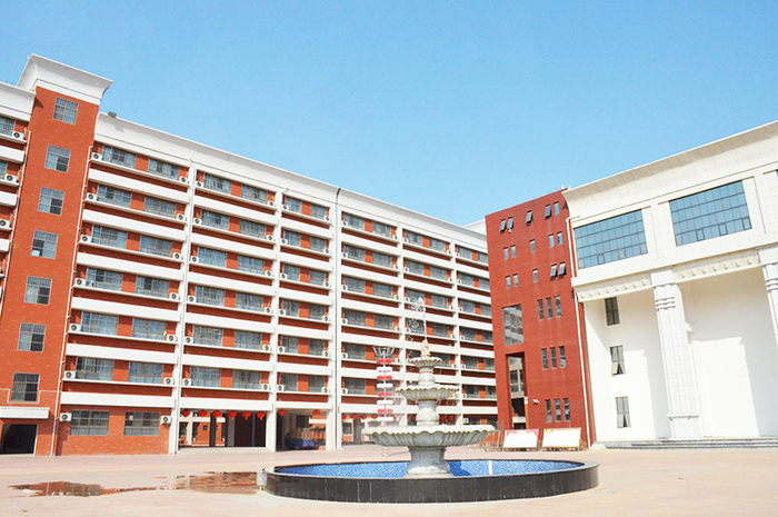 通许县丽星高级中学